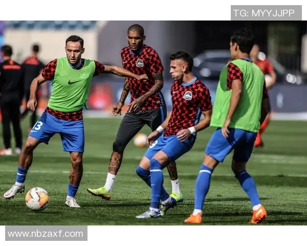 广州恒大迎战河南建业21日激情对决期待精彩瞬间 广州恒大迎战河南建业21日激情对决期待精彩瞬间