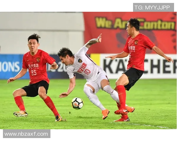 权健与恒大激战CCTV5直播精彩瞬间回顾与赛后分析