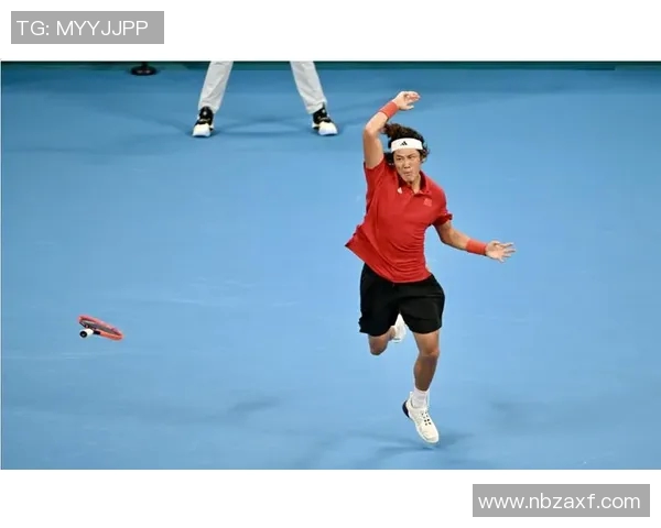 成都网球队荣登网球状态排行榜第一名展现强劲实力与团队合作精神 成都网球队荣登网球状态排行榜第一名展现强劲实力与团队合作精神