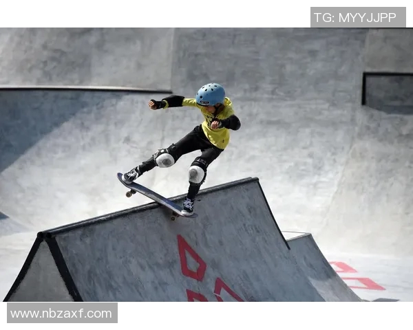 南京滑板队与成都滑板队赛后复盘分析意识碰撞与战术对决